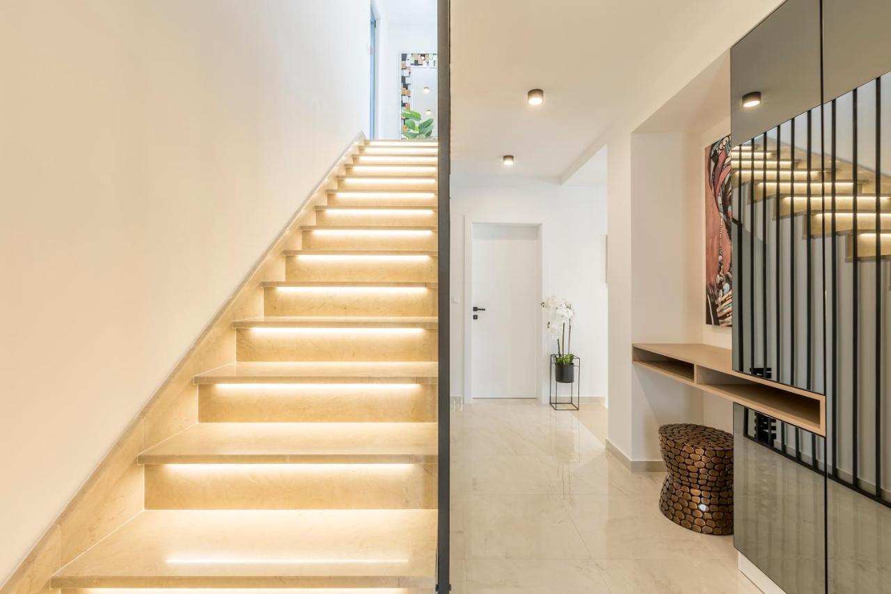 Luxury Villa Diana With Heated Pool And Jacuzzi Dograde Luaran gambar