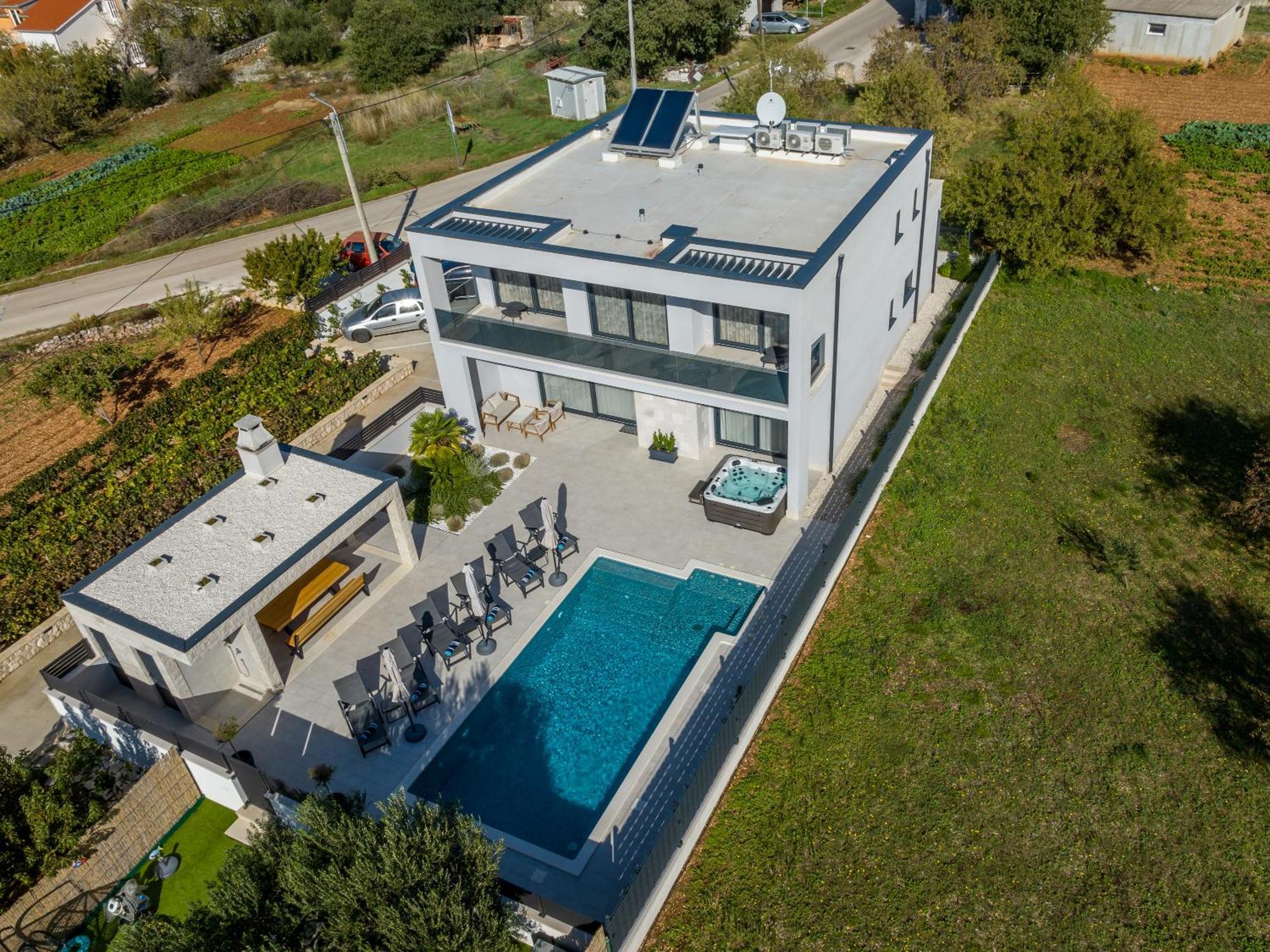 Luxury Villa Diana With Heated Pool And Jacuzzi Dograde Luaran gambar