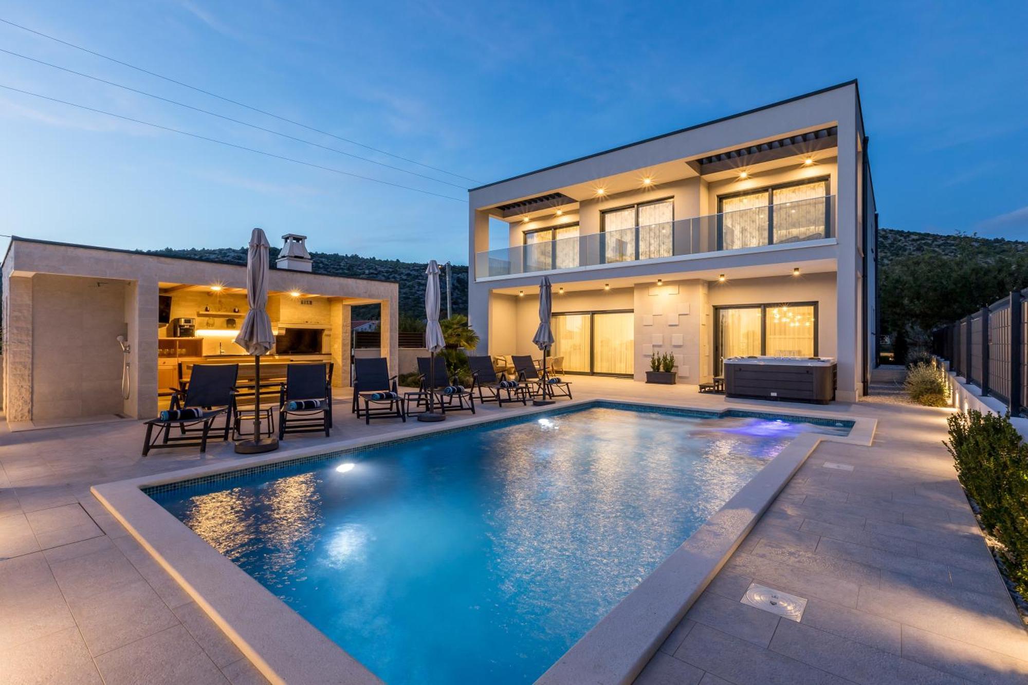 Luxury Villa Diana With Heated Pool And Jacuzzi Dograde Luaran gambar