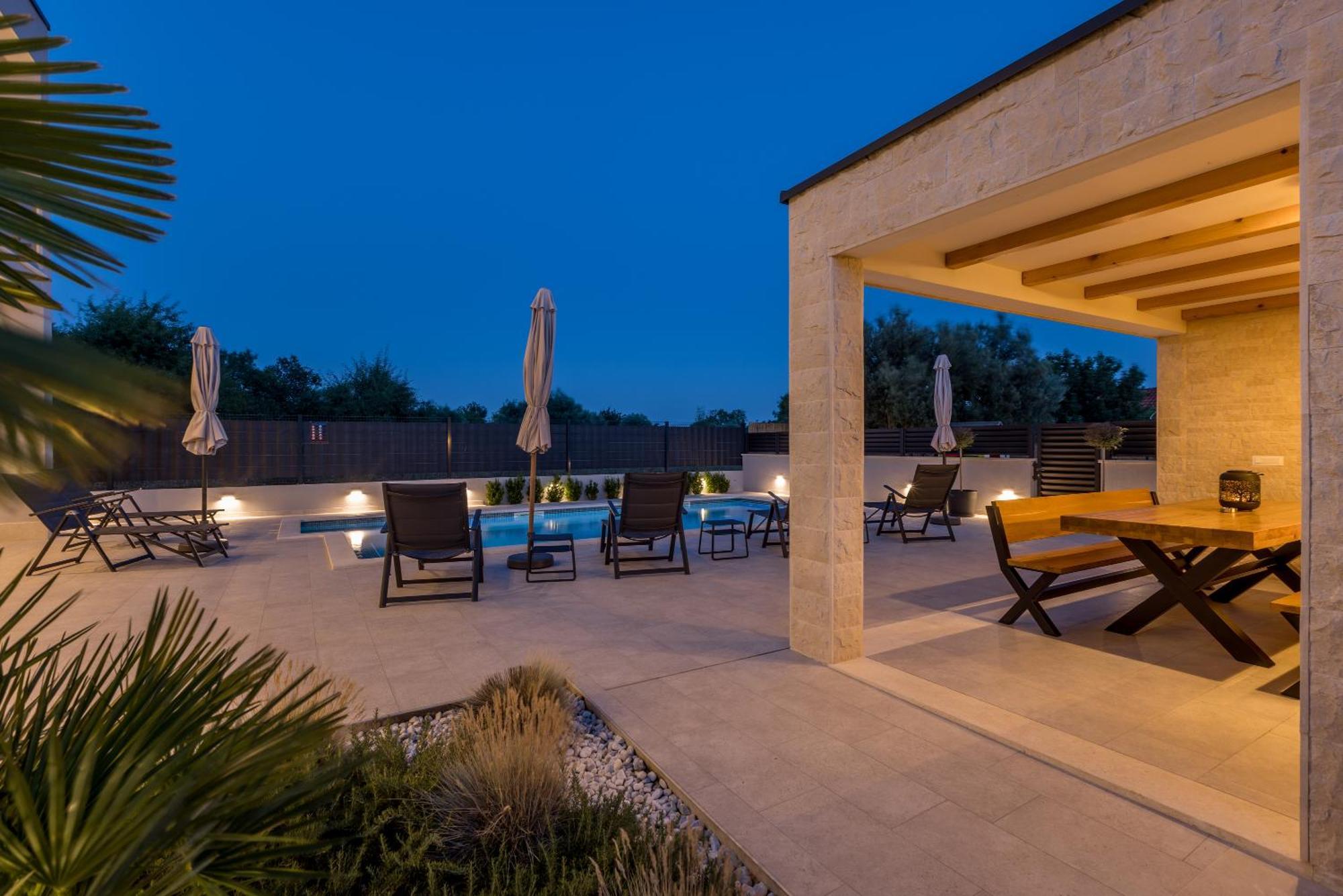 Luxury Villa Diana With Heated Pool And Jacuzzi Dograde Luaran gambar